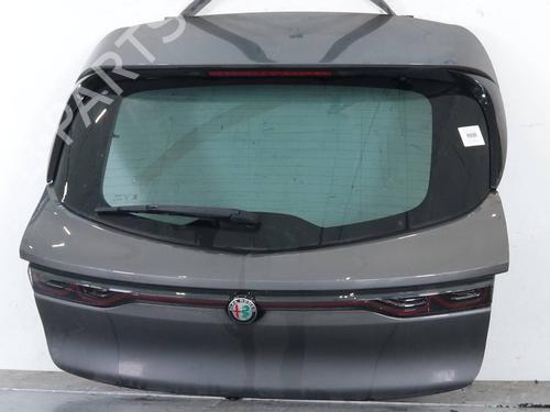 tailgate-alfa-romeo-tonale-965_-2022-36217258 main image