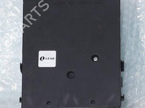 Used Fuse box Fuse box 39092540 39092540