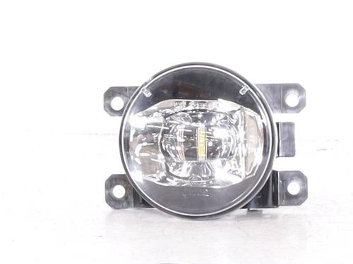 right-front-fog-light-jeep-renegade-suv-bu-b1-bv-2014-23883364 main image