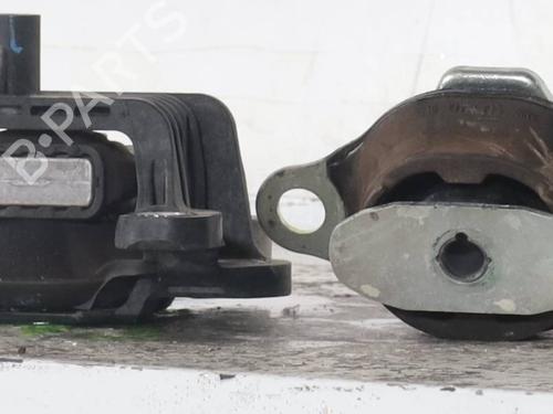 Used Engine mount Engine mount FIAT 500e Convertible (332_) Elektro (FA1) (118 hp) 32706558 32706558