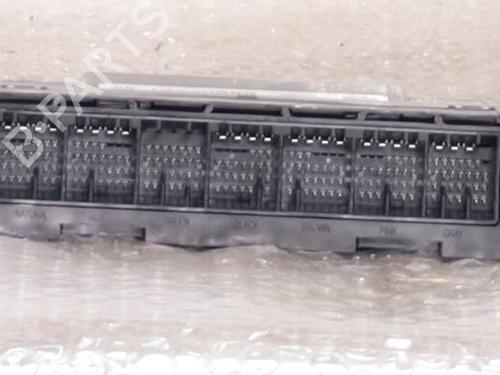 Used Fuse box Fuse box OPEL ASTRA K (B16) 1.5 CRDI (68) (122 hp) 40215352 40215352