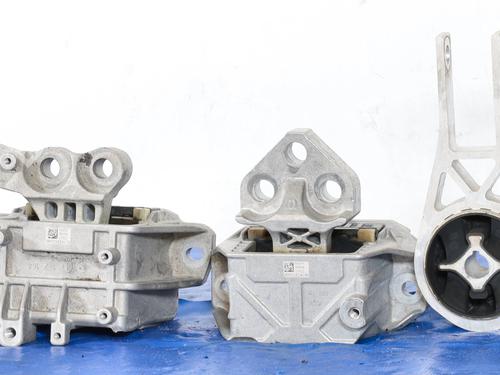 Engine mount ALFA ROMEO TONALE (965_) 1.5 Mild Hybrid | BP30111648M89