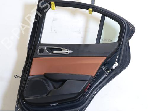 Right rear door ALFA ROMEO GIULIA (952_) 2.2 D (952AFA25, 952AFM25, 952ALA25) | BP30443258C5