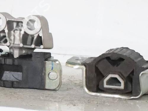 Used Engine mount FIAT FIORINO Box Body/MPV (225_) 1.4 Natural Power (225BXC1A, 225AXC1A) (78 hp) 29892276