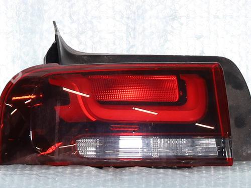 venstre-baglygte-citroen-c4-cactus-2014-39022194 main image