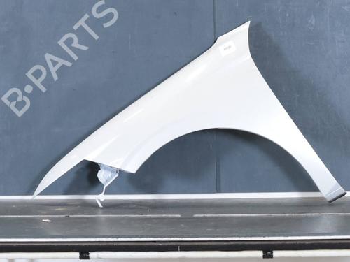 left-front-fenders-ds-ds-4-ii-fr_-fb_-f3_-fp_-2021-40493965 main image