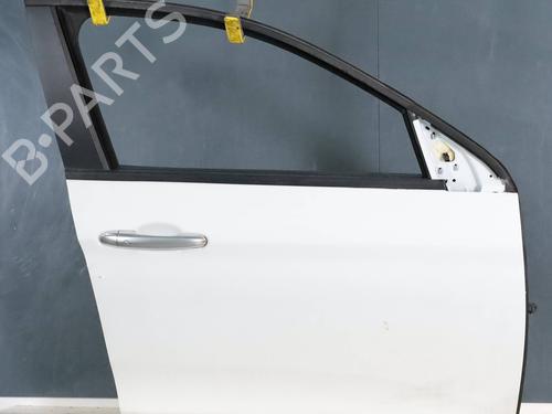 right-front-door-fiat-tipo-hatchback-356_-357_-2016-30130292 main image