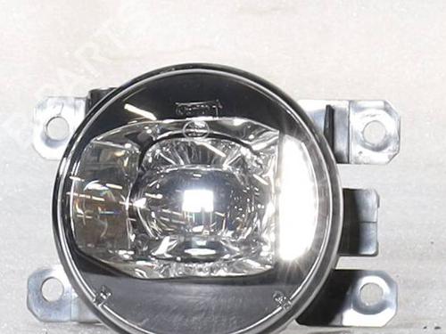 left-front-fog-light-jeep-renegade-suv-bu-b1-bv-2014-38590399 main image