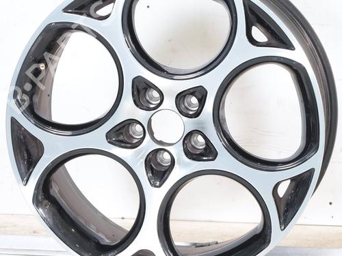 rim-alfa-romeo-stelvio-949_-2016-25145376 main image