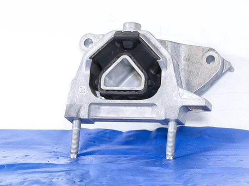 Used Engine mount FIAT 600e / 600 (365_, 364_) Electric (156 hp) 29945609