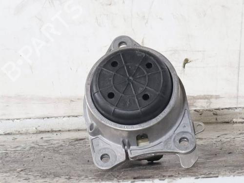 engine-mount-alfa-romeo-stelvio-949_-2016-34460035 main image
