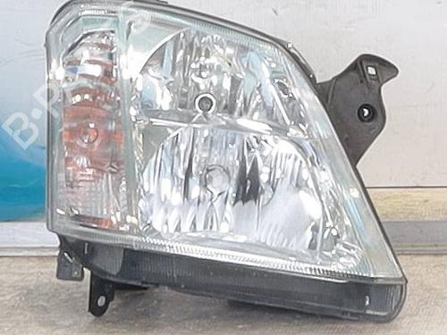 Used Right headlight OPEL MERIVA A MPV (X03) 1.7 CDTI (E75) (100 hp) 30304971
