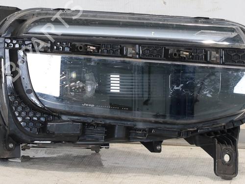 Used Right headlight JEEP AVENGER (J2) Electric (156 hp) 24373324