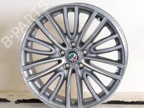 rim-alfa-romeo-giulia-952_-2015-30662227 main image