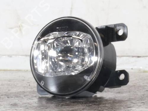 right-front-fog-light-jeep-renegade-suv-bu-b1-bv-2014-31902179 main image
