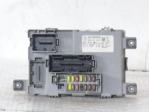 Used Fuse box Fuse box FIAT PUNTO EVO (199_) 1.3 D Multijet (199AXC1A, 199BXC1A, 199AXT1A, 199BXT1A) (75 hp) 33537824 33537824