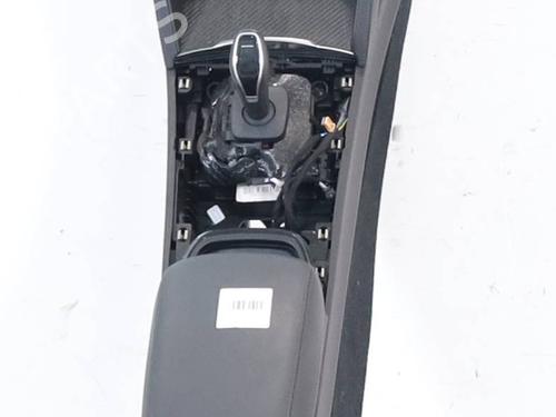gearstang-alfa-romeo-stelvio-949_-2016-38770190 main image