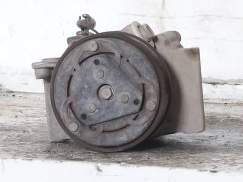 Compresseur AC Compresseur AC PEUGEOT 107 (PM_, PN_) 1.0 (68 hp) 34340790 34340790