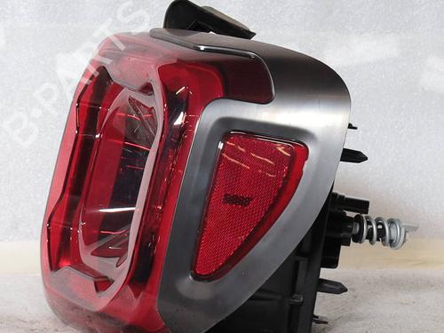 right-taillight-jeep-renegade-suv-bu-b1-bv-2014-38590236 main image