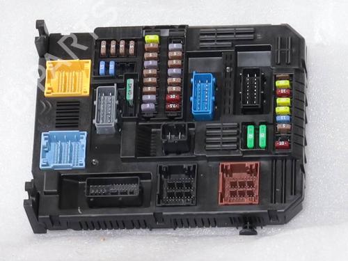 Used Fuse box Fuse box FIAT 600e / 600 (365_, 364_) Electric (156 hp) 36404285 36404285
