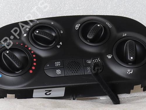 climate-control-fiat-500-312_-2007-39135284 main image