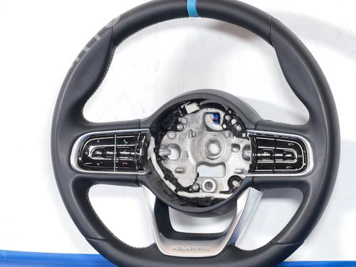 steering-wheel-fiat-500e-332_-2020-30738608 main image