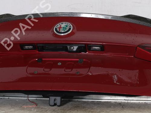 tailgate-alfa-romeo-giulia-952_-2015-26550977 main image