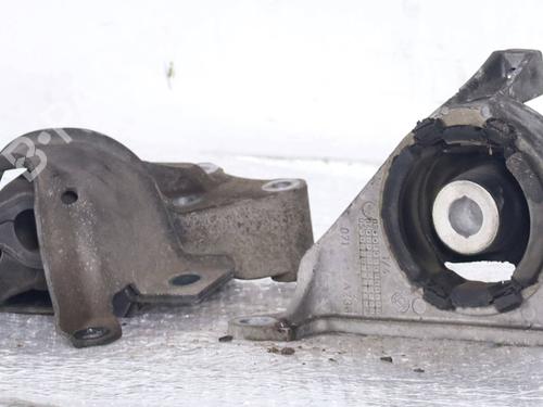 Used Engine mount FIAT PUNTO (188_) 1.2 60 (188.030, .050, .130, .150, .230, .250) (60 hp) 31048748