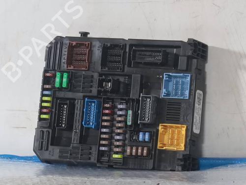 Used Fuse box Fuse box JEEP AVENGER (J2) 1.2 GSE T3 (101 hp) 33284316 33284316