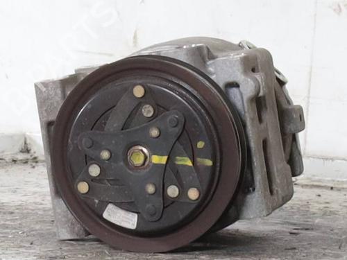 Used AC compressor AC compressor FIAT PUNTO (188_) 1.2 60 (188.030, .050, .130, .150, .230, .250) (60 hp) 33734088 33734088