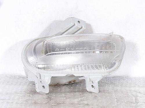 Farol diurno direito Farol diurno direito 39092525 39092525