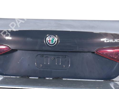 Tailgate ALFA ROMEO GIULIA (952_) 2.2 D (952AFA25, 952AFM25, 952ALA25) | BP30443259C6
