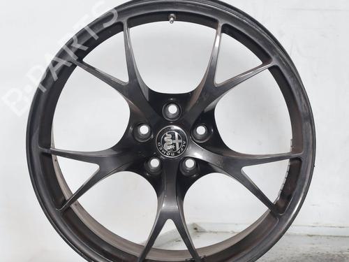 rim-alfa-romeo-giulia-952_-2015-30662314 main image