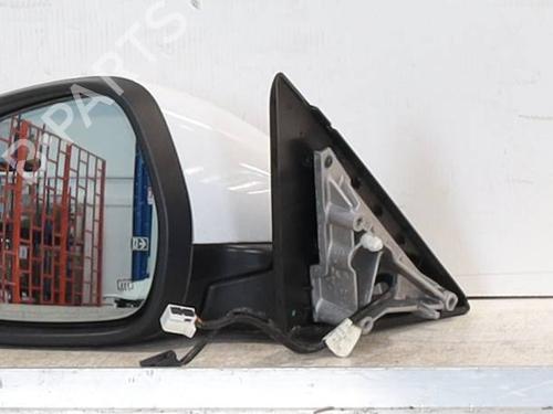 left-mirror-alfa-romeo-stelvio-949_-2016-26912159 main image