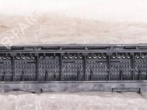 Used Fuse box Fuse box OPEL ASTRA K (B16) 1.5 CRDI (68) (122 hp) 40039792 40039792