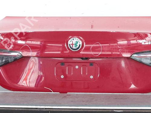 tailgate-alfa-romeo-giulia-952_-2015-38590162 main image