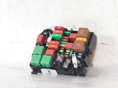 Used Fuse box Fuse box 36217616 36217616