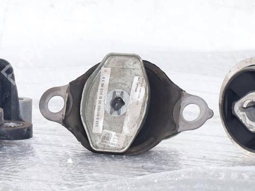 Used Engine mount Engine mount FIAT 500e Convertible (332_) Elektro (FA1) (95 hp) 30970811 30970811