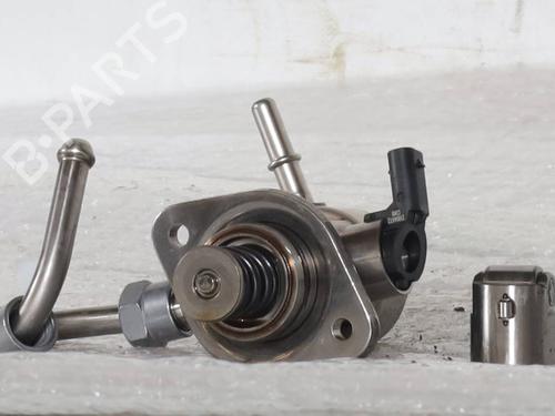 Used Injection pump FIAT 500X (334_) 1.0 (334.AXN1B) (120 hp) 31647980