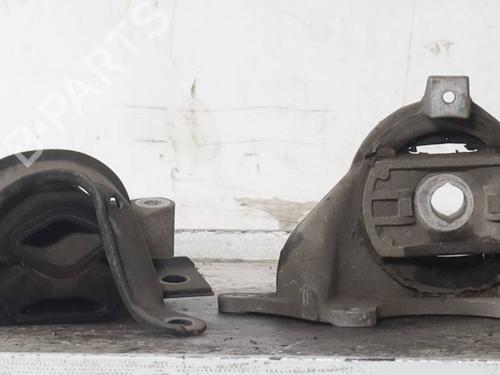 Used Engine mount Engine mount FIAT PUNTO (188_) 1.2 60 (188.030, .050, .130, .150, .230, .250) (60 hp) 33615864 33615864