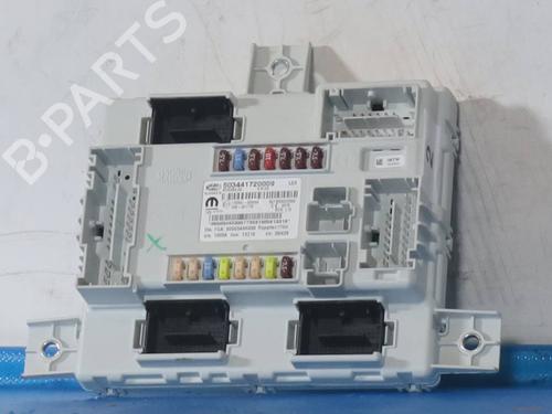 Used Fuse box Fuse box ALFA ROMEO GIULIA (952_) 2.2 D (952AFA25, 952AFM25, 952ALA25) (180 hp) 33319075 33319075