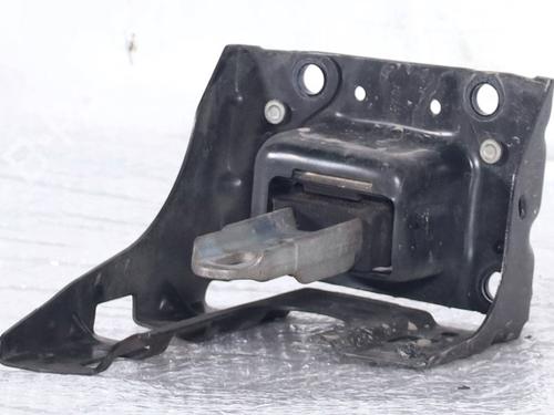 Used Engine mount Engine mount 36797832 36797832