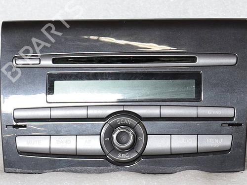 Used Radio Radio FIAT BRAVO II (198_) 1.9 D Multijet (198AXB1A) (120 hp) 39261627 39261627