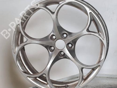 rim-alfa-romeo-stelvio-949_-2016-30662264 main image