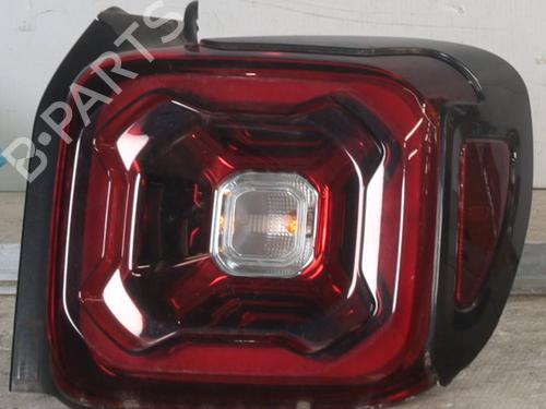 right-taillight-jeep-renegade-suv-bu-b1-bv-2014-27404558 main image