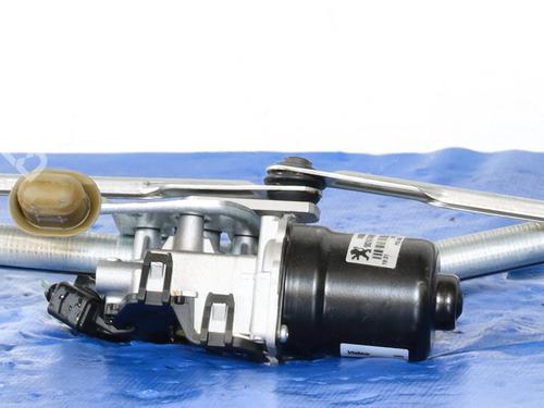 Used Front wipers mechanism Front wipers mechanism FIAT 600e / 600 (365_, 364_) Electric (156 hp) 30084213 30084213