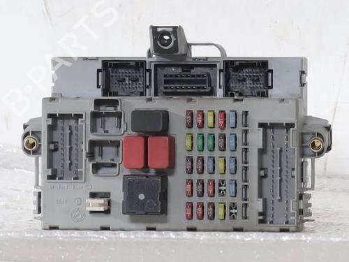 Used Fuse box Fuse box FIAT PUNTO (188_) 1.2 60 (188.030, .050, .130, .150, .230, .250) (60 hp) 33283627 33283627
