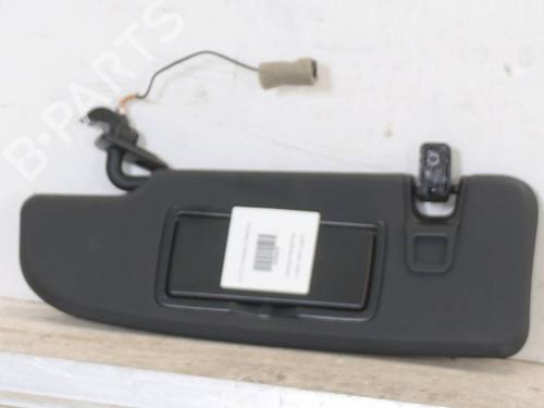 left-sun-visor-alfa-romeo-giulia-952_-2015-30663044 main image