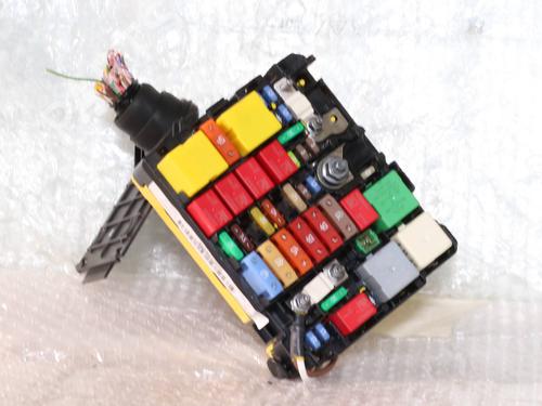 Used Fuse box Fuse box OPEL GRANDLAND / GRANDLAND X (A18, P1UO) 1.6 Turbo (75) (181 hp) 39739949 39739949