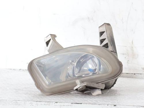 right-front-fog-light-fiat-grande-punto-199_-2005-36568363 main image